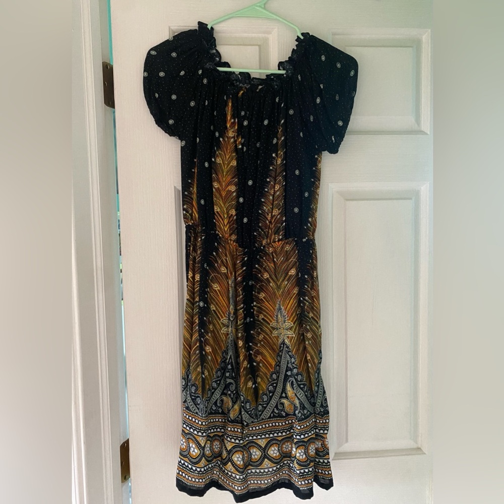 Bohemian Black and Gold Knee Length Dress